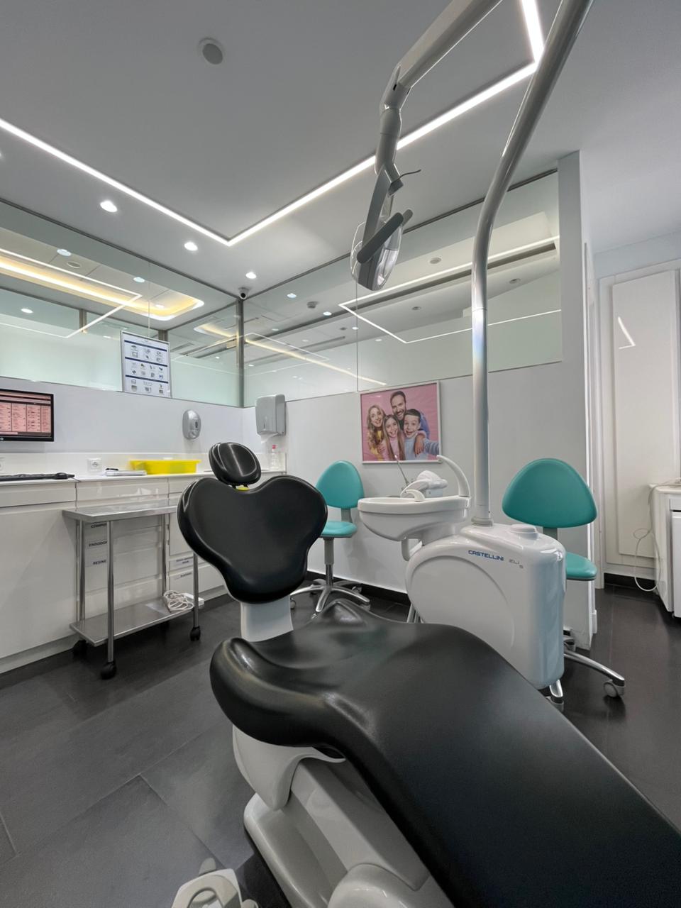 WhatsApp Image 2025-12-12 at 18.13.33 (4)